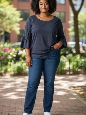 Chico’s Bell Sleeve Knit Top Size 2 (Large).